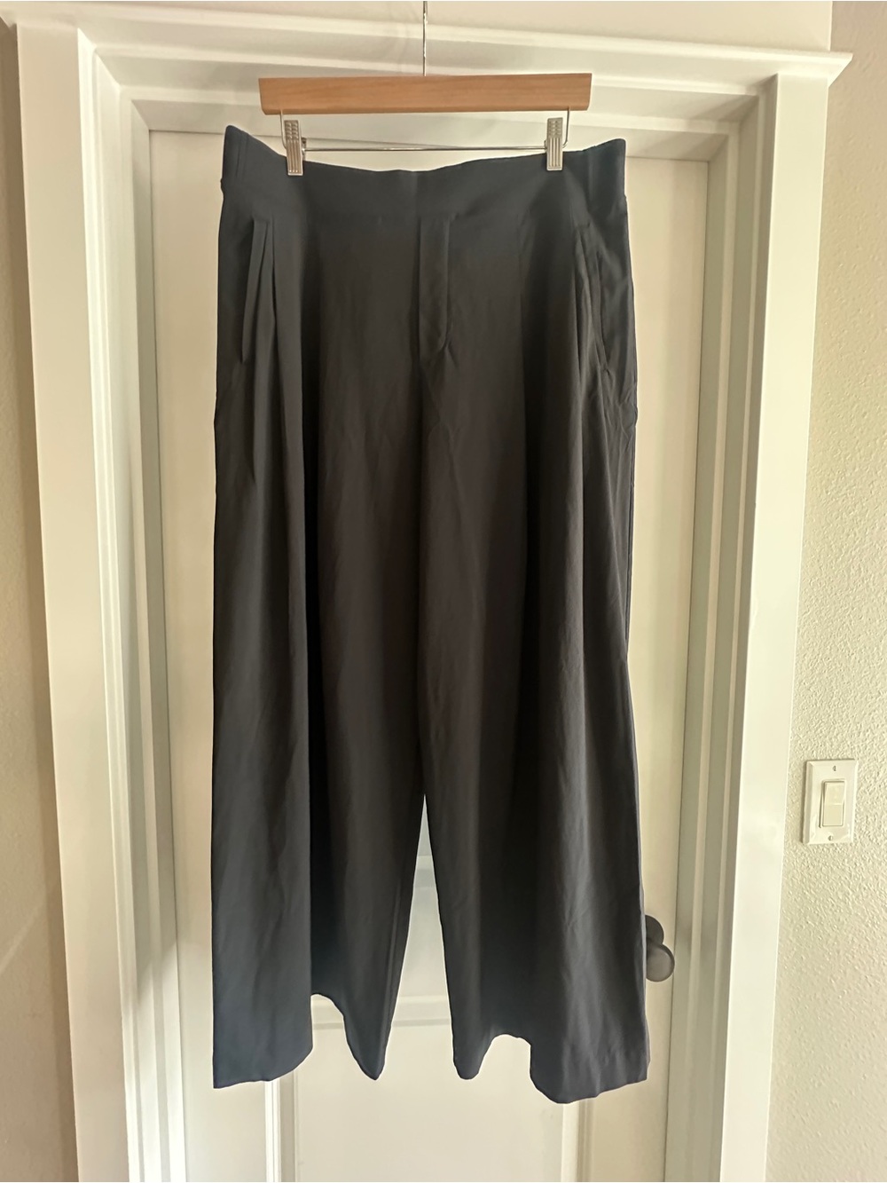 Athleta Brooklyn Heights Black Wide-Leg Trousers